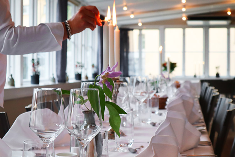 Minnesstund och begravning i Stockholm