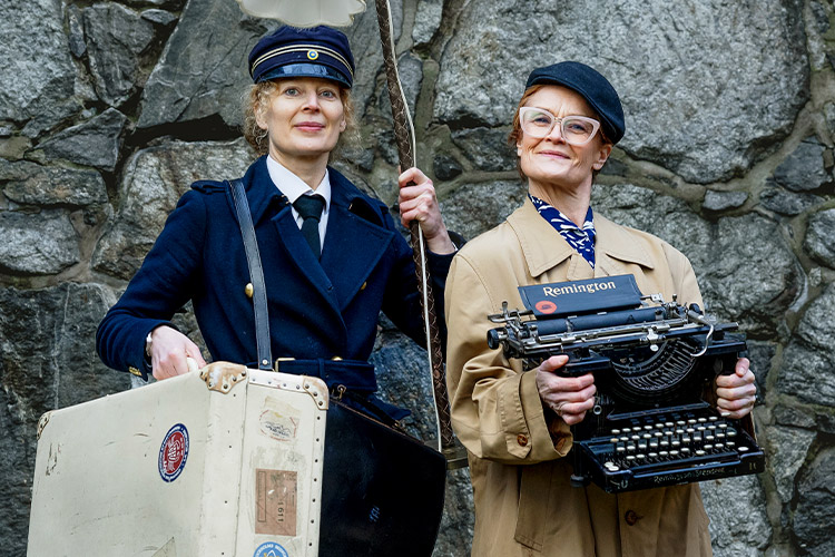 Teater Big Bang! med Johanna och Anna